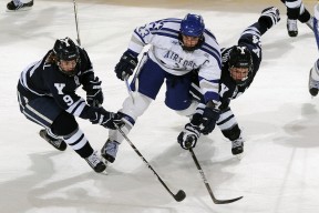 Kaiyun APP-_勇士火力全开，开启三分狂潮_，勇士3分