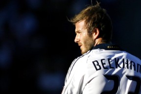 开云体育官网下载安装-_篮网队团队合作出色，保持领先位置_，篮网队的成员