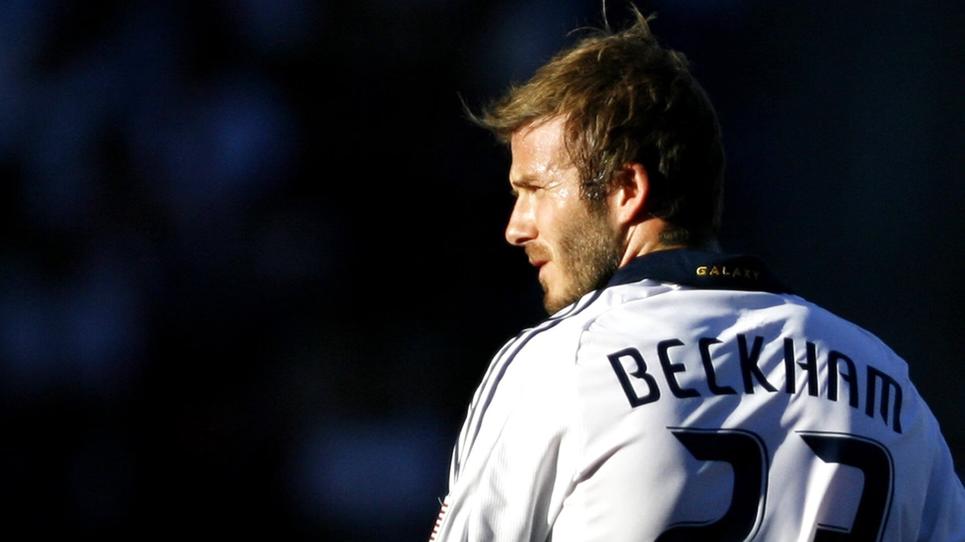 “德甲领头羊状态火热，争夺冠军进入白热化”，德甲收官